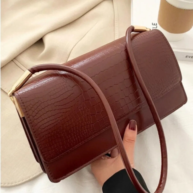 Bolsa de Ombro Baguette Croc